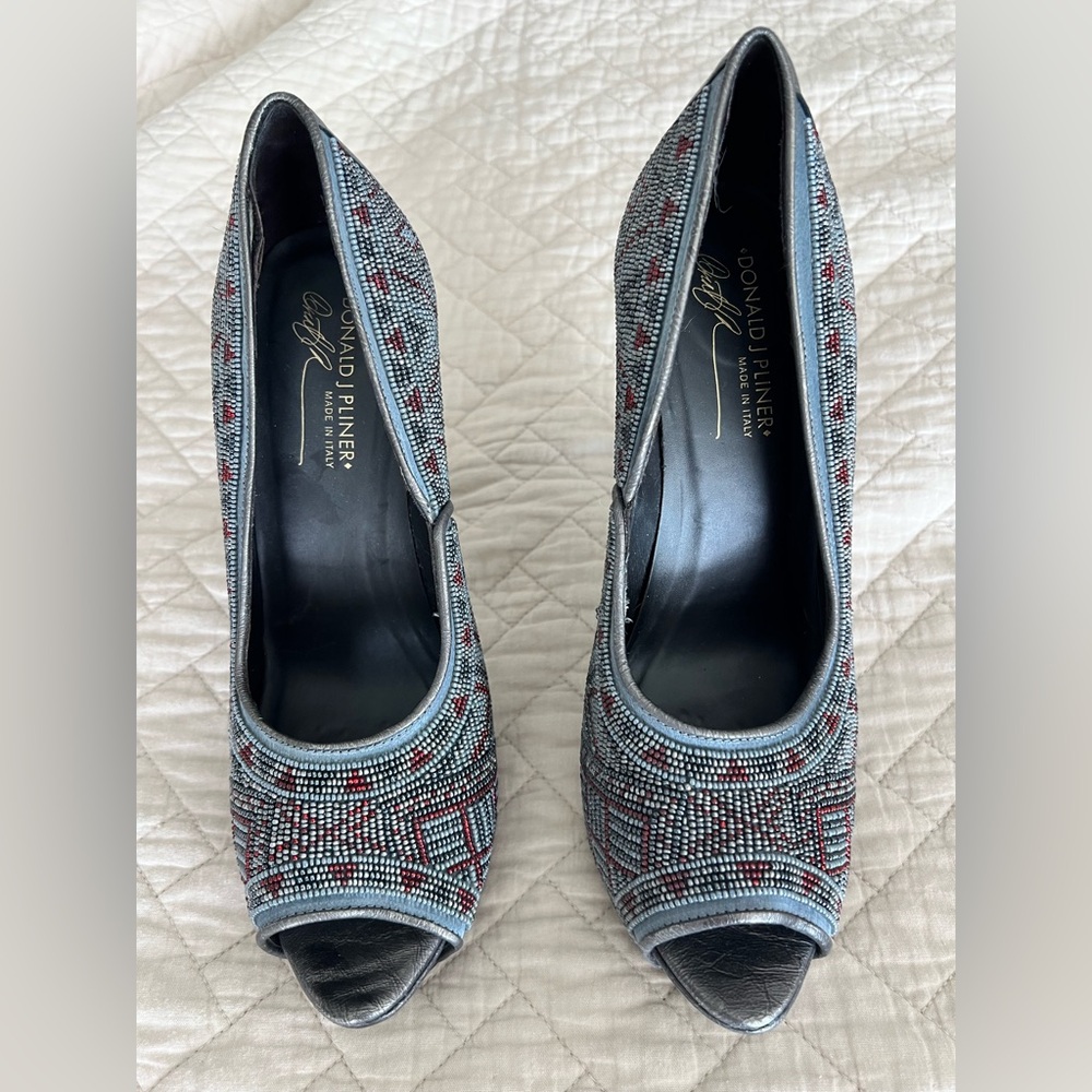 Donald J. Pliner Women's Black and Gray Peep Toe Heels